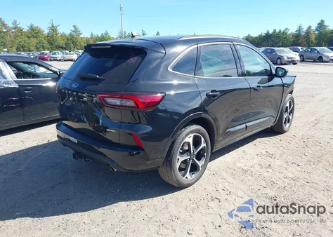 2024 Ford Escape St-Line Select z USA, uszkodzony, nr VIN 1FMCU9NA1RUA63570